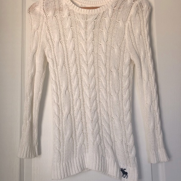 Abercrombie and Fitch - Cableknit Sweater - Picture 1 of 6